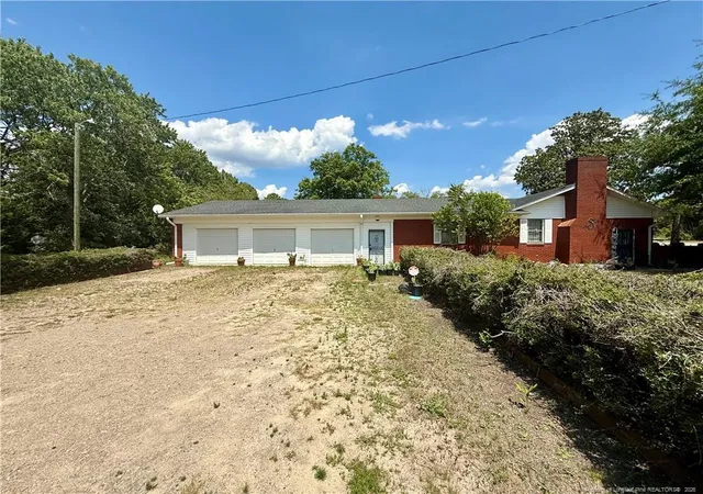 Photo 1 of Single family home for sale at 3030 Cumberland Rd, Fayetteville, NC 28306 | MLS# 767693 | Listing updated on 2026-09-22