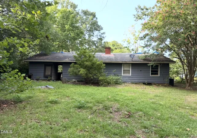 2nd image of 342 E Hamer St, Coats, NC 27521 | MLS# 10186282