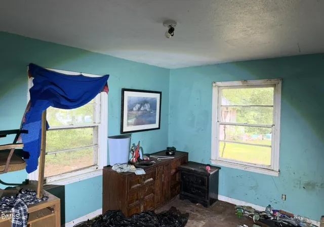 Photo 4 of Single family home for sale at 342 E Hamer St, Coats, NC 27521 | MLS# 10186282 | Listing updated on 2026-09-24