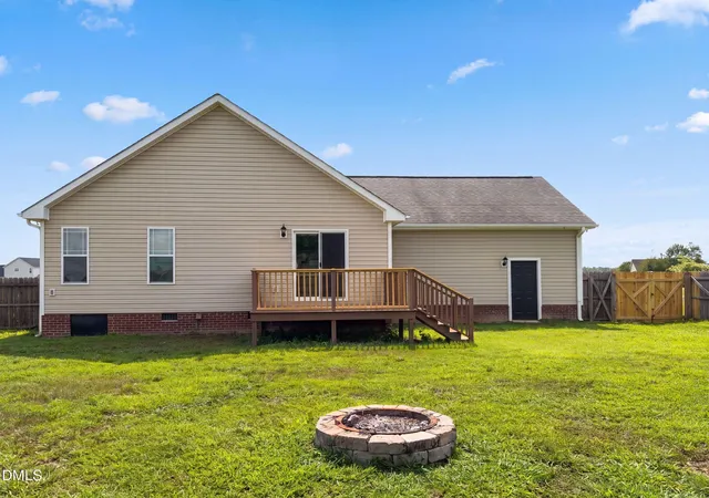 Photo 4 of Sale Pending at 208 Settlers Pointe Dr, Pikeville, NC 27863 | MLS# 10186152 | Listing updated on 2026-09-17