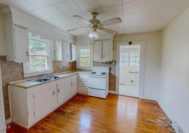 4th image of 151 Wrenon Ave, Roxboro, NC 27573 | MLS# 10186301