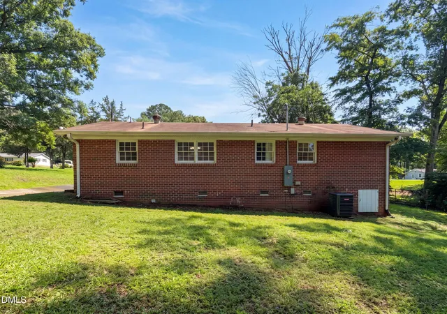 5th image of 3907 Alameda St, Durham, NC 27704 | MLS# 10186159
