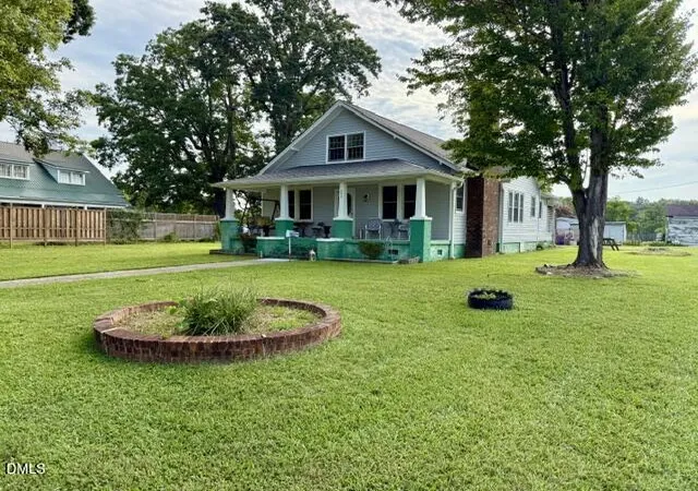 1st image of 200 N Seventh St, Mebane, NC 27302 | MLS# 10186697