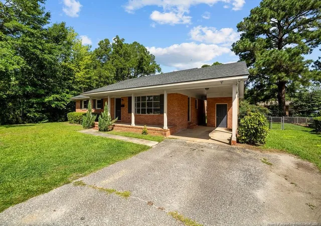 3rd image of 4430 Cliffdale Rd, Fayetteville, NC 28314 | MLS# 766583