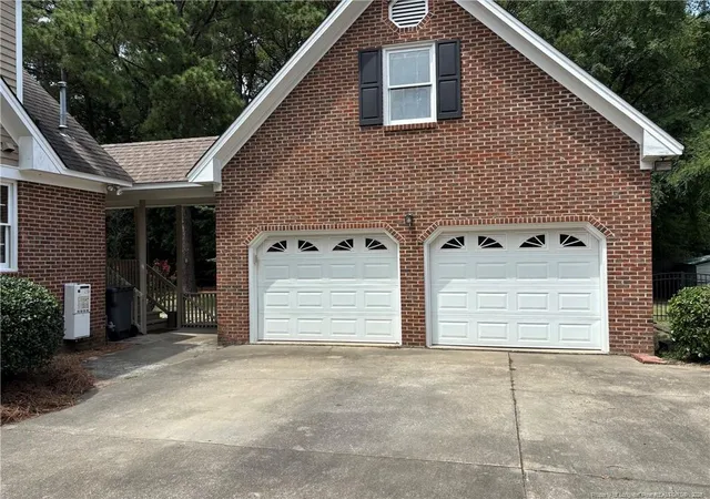 Photo 4 of Sale Pending at 4214 Cricklewood St, Lumberton, NC 28358 | MLS# 767678 | Listing updated on 2026-08-27