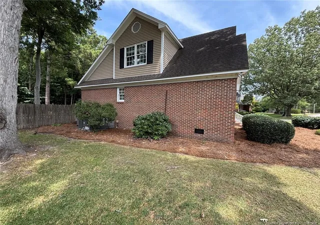 Photo 5 of Sale Pending at 4214 Cricklewood St, Lumberton, NC 28358 | MLS# 767678 | Listing updated on 2026-08-27