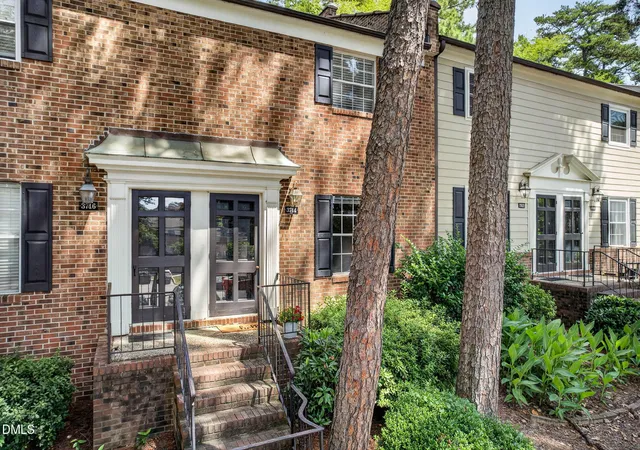 3rd image of 3744 Jamestown Cir, Raleigh, NC 27609 | MLS# 10187443