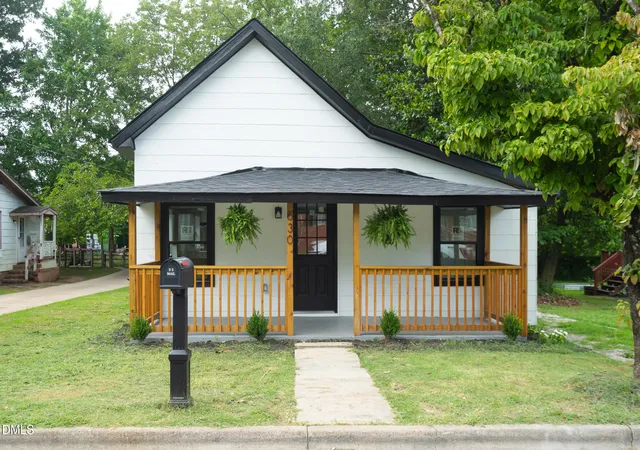 1st image of 630 E Pine Ave, Wake Forest, NC 27587 | MLS# 10186202