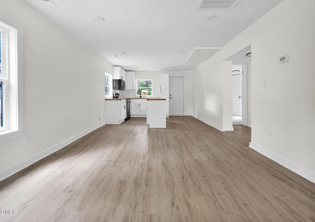 5th image of 630 E Pine Ave, Wake Forest, NC 27587 | MLS# 10186202