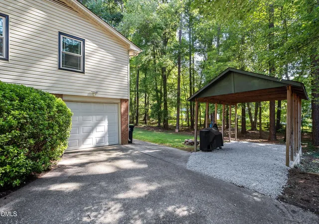 Photo 3 of Single family home for sale at 8305 Bells Lake Rd, Apex, NC 27539 | MLS# 10189772 | Listing updated on 2026-09-01