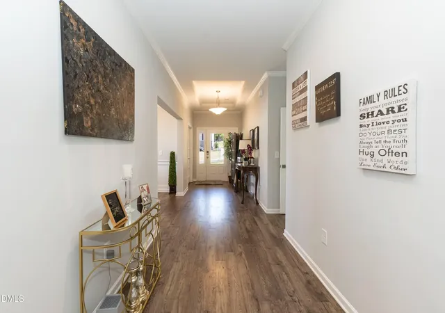 2nd image of 1009 Crescent Moon Ct, Durham, NC 27712 | MLS# 10187754