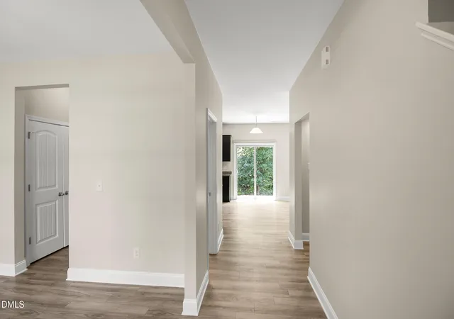 Photo 3 of Single family home for sale at 118 Hemlock Green Ln, Clayton, NC 27527 | MLS# 10188617 | Listing updated on 2026-08-26