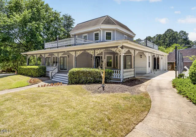Listing Photo 2 - Condo for sale in building located at 208 Finley Forest Dr, Chapel Hill, NC 27517 - Unit #