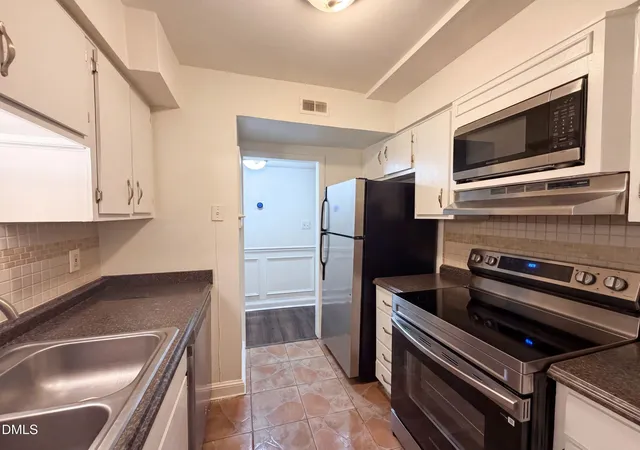 2nd image of 7040 Longstreet Dr #C, Raleigh, NC 27615 | MLS# 10186241