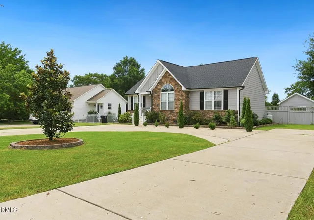 Photo 3 of Sale Pending at 3320 Piney Grv Wilbon Rd, Fuquay Varina, NC 27526 | MLS# 10186245 | Listing updated on 2026-09-16
