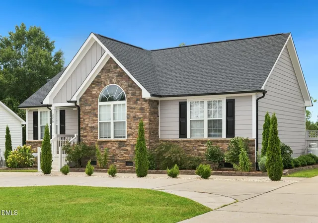 Photo 3 of Sale Pending at 3320 Piney Grv Wilbon Rd, Fuquay Varina, NC 27526 | MLS# 10186245 | Listing updated on 2026-09-16