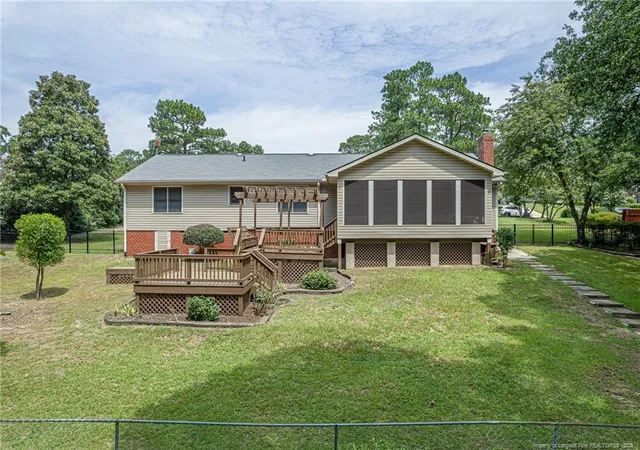Photo 3 of Sale Pending at 716 Galloway Dr, Fayetteville, NC 28303 | MLS# 767627 | Listing updated on 2026-09-17