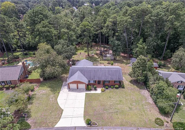 Photo 3 of Sale Pending at 716 Galloway Dr, Fayetteville, NC 28303 | MLS# 767627 | Listing updated on 2026-09-17