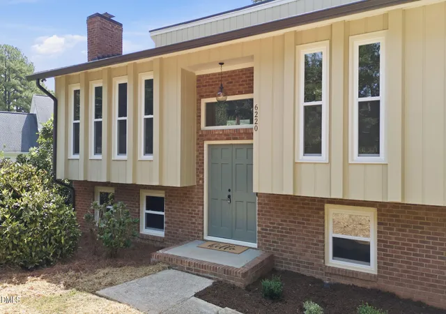 2nd image of 6220 Bramblewood Dr, Raleigh, NC 27612 | MLS# 10186327