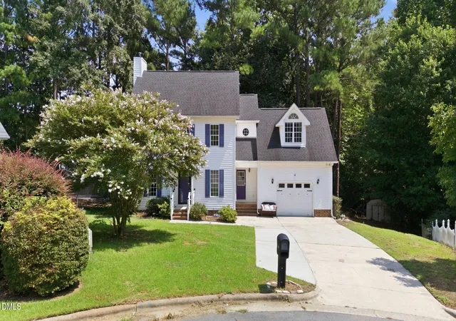 3rd image of 109 Holly Point Pl, Clayton, NC 27520 | MLS# 10186417
