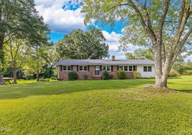 3rd image of 970 Us-158 Byp, Henderson, NC 27537 | MLS# 10186876