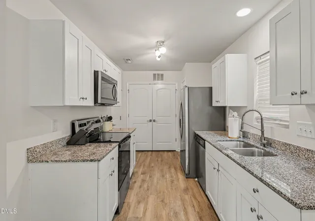Photo 3 of Sale Pending at 1524 Tamarino Dr, Raleigh, NC 27610 | MLS# 10186551 | Listing updated on 2026-09-18