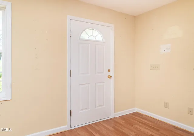 Photo 4 of Sale Pending at 717 Scott Ct, Burlington, NC 27215 | MLS# 10186822 | Listing updated on 2026-09-03
