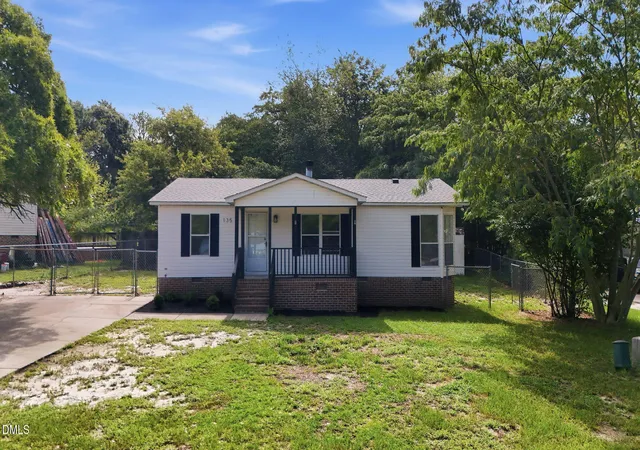 Photo 1 of Manufactured home for sale at 135 Virginia Ln, Cameron, NC 28326 | MLS# 10186391 | Listing updated on 2026-09-01
