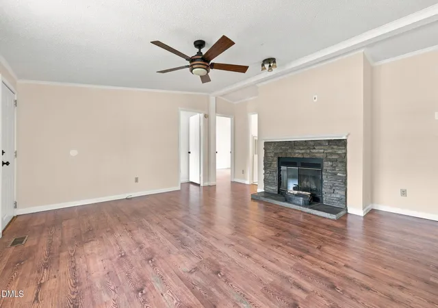 Photo 5 of Manufactured home for sale at 135 Virginia Ln, Cameron, NC 28326 | MLS# 10186391 | Listing updated on 2026-09-01
