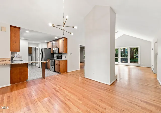 3rd image of 714 Wendy Wy, Durham, NC 27712 | MLS# 10186618