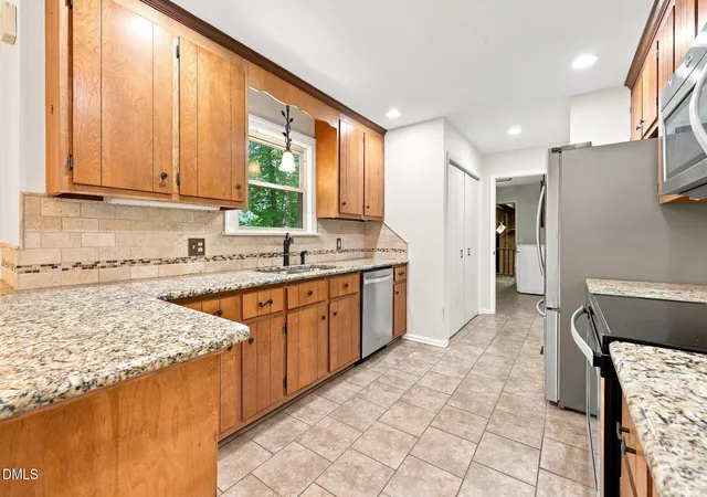 5th image of 714 Wendy Wy, Durham, NC 27712 | MLS# 10186618