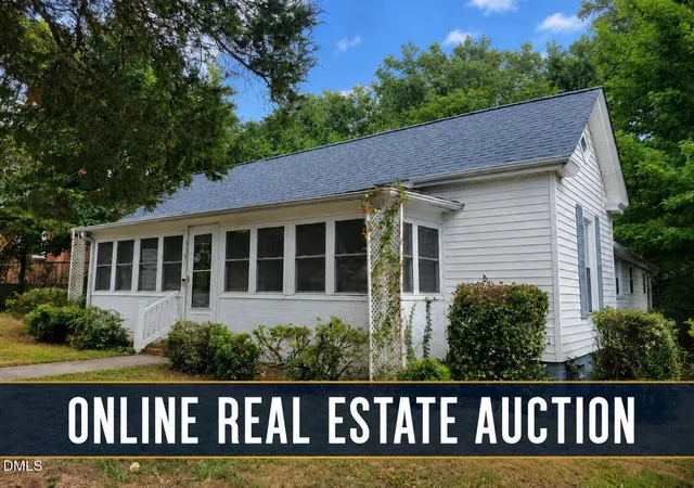 1st image of 536 Patrick St, Eden, NC 27288 | MLS# 10186895