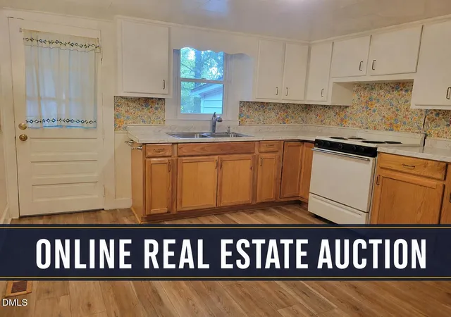 3rd image of 536 Patrick St, Eden, NC 27288 | MLS# 10186895