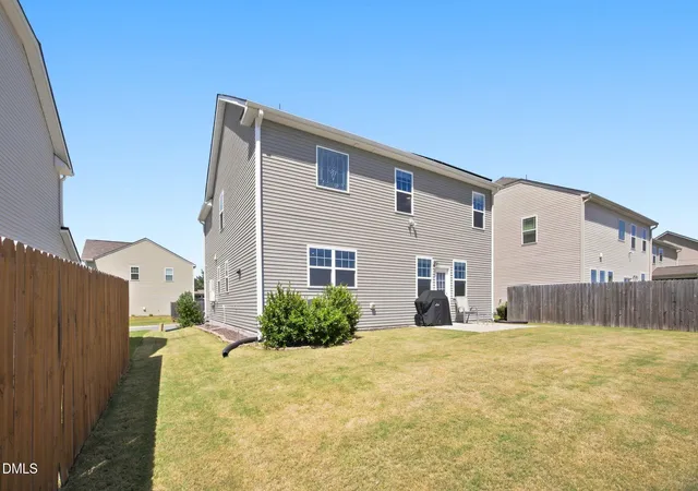 5th image of 703 Starry Sky Dr, Durham, NC 27703 | MLS# 10187100
