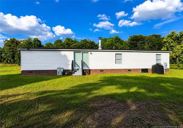 Photo 8 of Manufactured home for sale at 89 Buckhorn Rd, Parkton, NC 28371 | MLS# 766123 | Listing updated on 2026-08-14