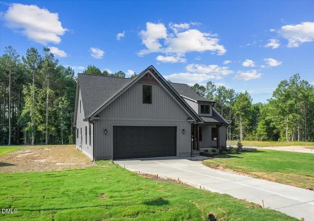 Photo 3 of Sale Pending at 81 Birchtop Cir, Zebulon, NC 27597 | MLS# 10186739 | Listing updated on 2026-09-30