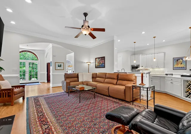 5th image of 120 Swan Lake Ct, Chapel Hill, NC 27517 | MLS# 10186481
