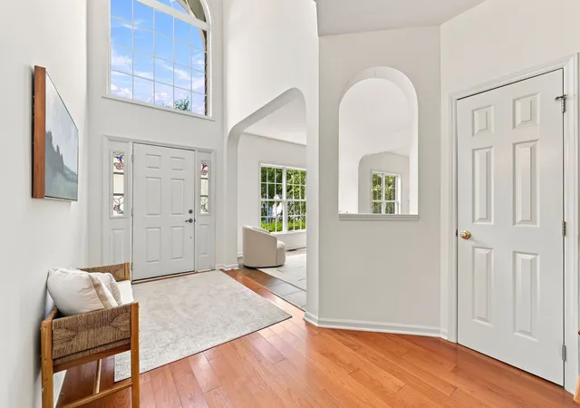 Photo 3 of Sale Pending at 5501 Southern Cross Ave, Raleigh, NC 27606 | MLS# 10186562 | Listing updated on 2026-08-24