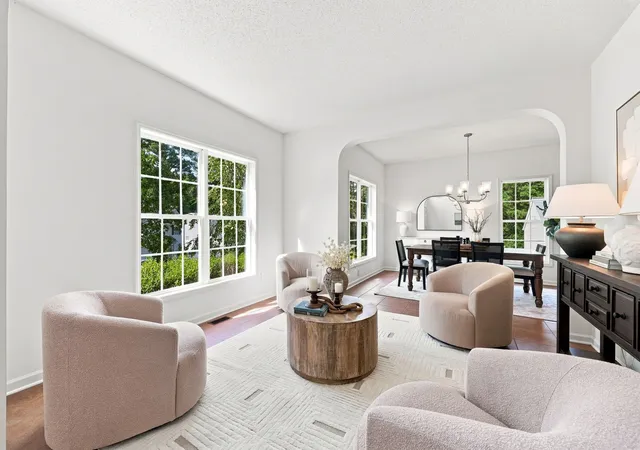 Photo 4 of Sale Pending at 5501 Southern Cross Ave, Raleigh, NC 27606 | MLS# 10186562 | Listing updated on 2026-08-24