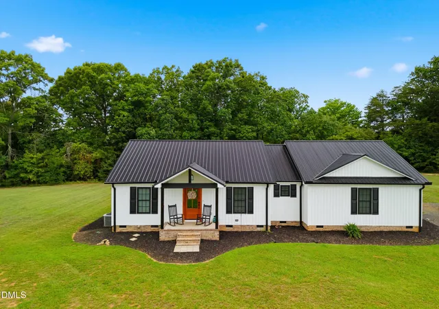 3rd image of 420 Aspen Rd, Reidsville, NC 27320 | MLS# 10186813