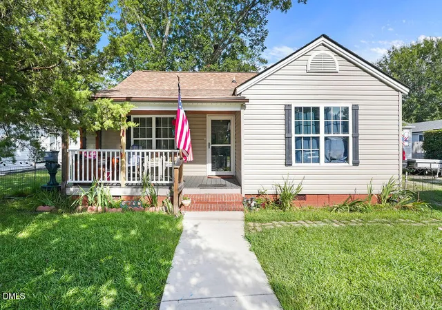 2nd image of 109 Twin City St, Dunn, NC 28334 | MLS# 10186574