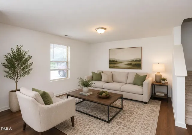 4th image of 504 Hobkirks Pl, Durham, NC 27704 | MLS# 10187834
