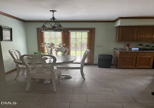 Photo 3 of Single family home for sale at 118 Meadowood Dr #NO, Burlington, NC 27215 | MLS# 10186934 | Listing updated on 2026-08-31