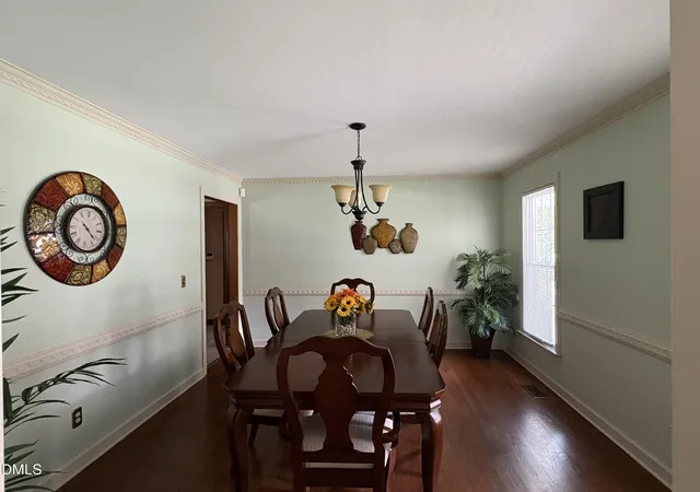 Photo 3 of Single family home for sale at 118 Meadowood Dr #NO, Burlington, NC 27215 | MLS# 10186934 | Listing updated on 2026-08-31