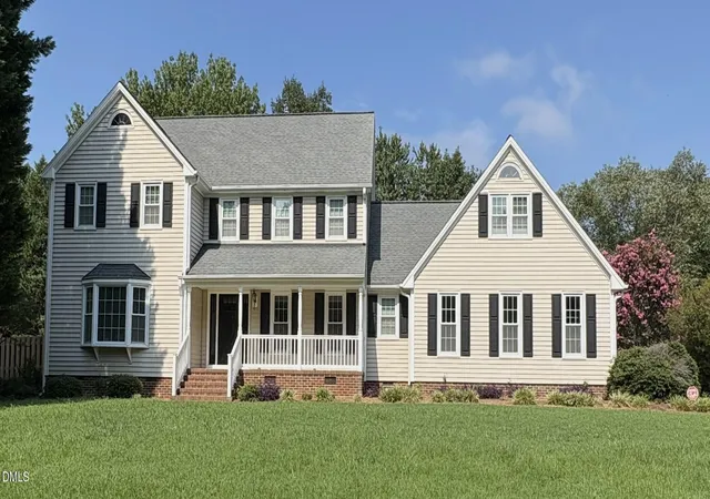 Photo 4 of Single family home for sale at 118 Meadowood Dr #NO, Burlington, NC 27215 | MLS# 10186934 | Listing updated on 2026-08-31