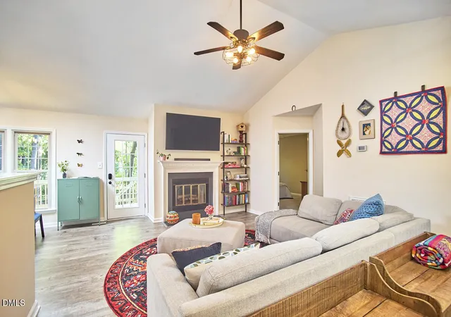 Photo 4 of Sale Pending at 4119 Olde Coach Rd, Durham, NC 27707 | MLS# 10188914 | Listing updated on 2026-08-31