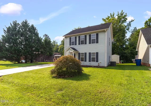 2nd image of 604 W Whitsett St, Graham, NC 27253 | MLS# 10186626