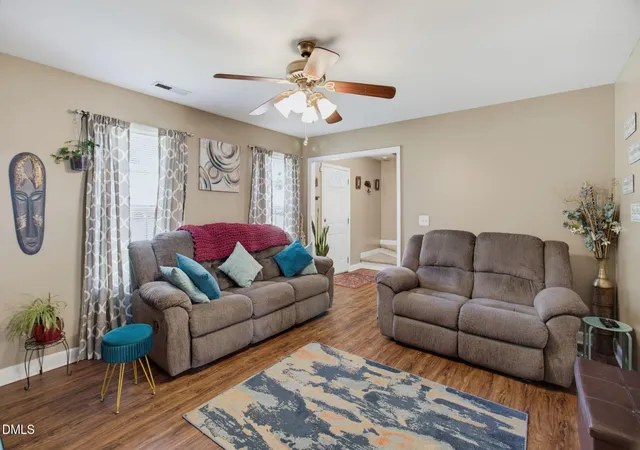image of 604 W Whitsett St, Graham, NC 27253 | MLS# 10186626