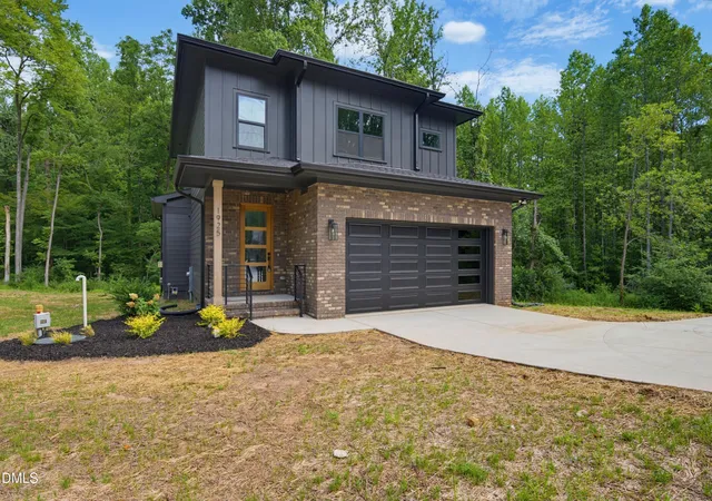 Photo 1 of Single family home for sale at 1925 E Geer St, Durham, NC 27704 | MLS# 10186662 | Listing updated on 2026-09-30