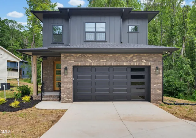 Photo 2 of Single family home for sale at 1925 E Geer St, Durham, NC 27704 | MLS# 10186662 | Listing updated on 2026-09-30